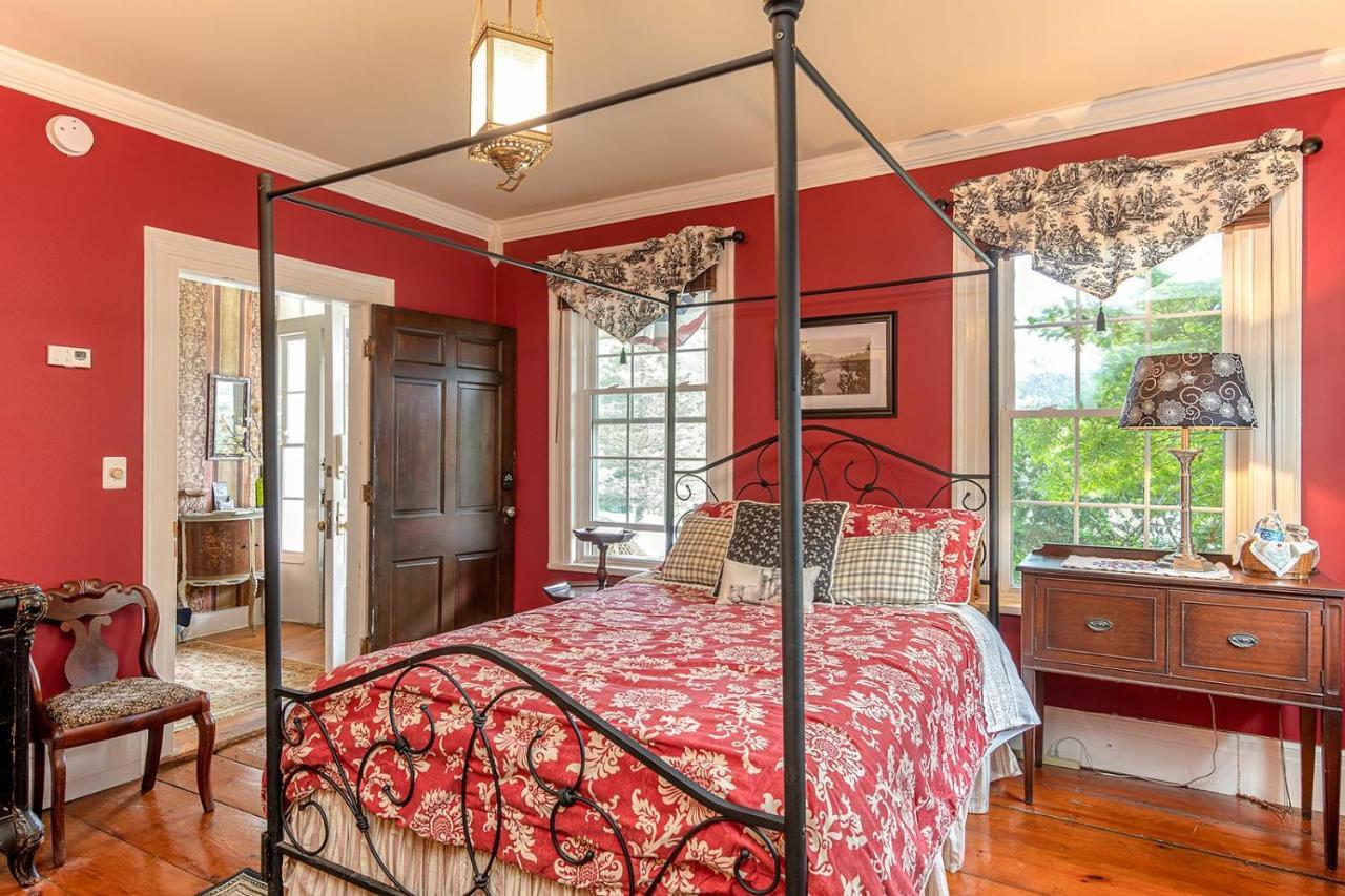 Van Winkle Inn Greenville Extérieur photo
