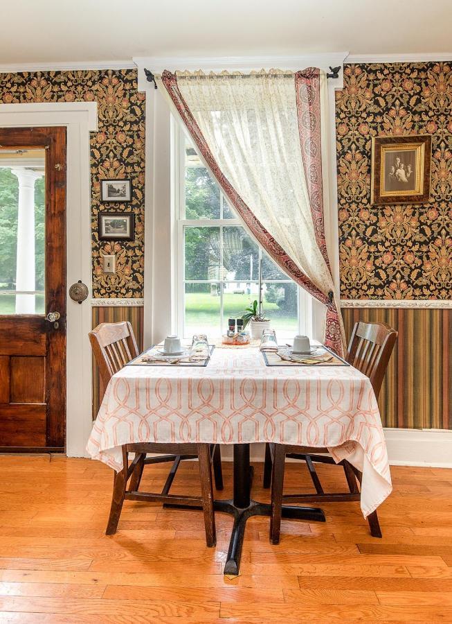Van Winkle Inn Greenville Extérieur photo