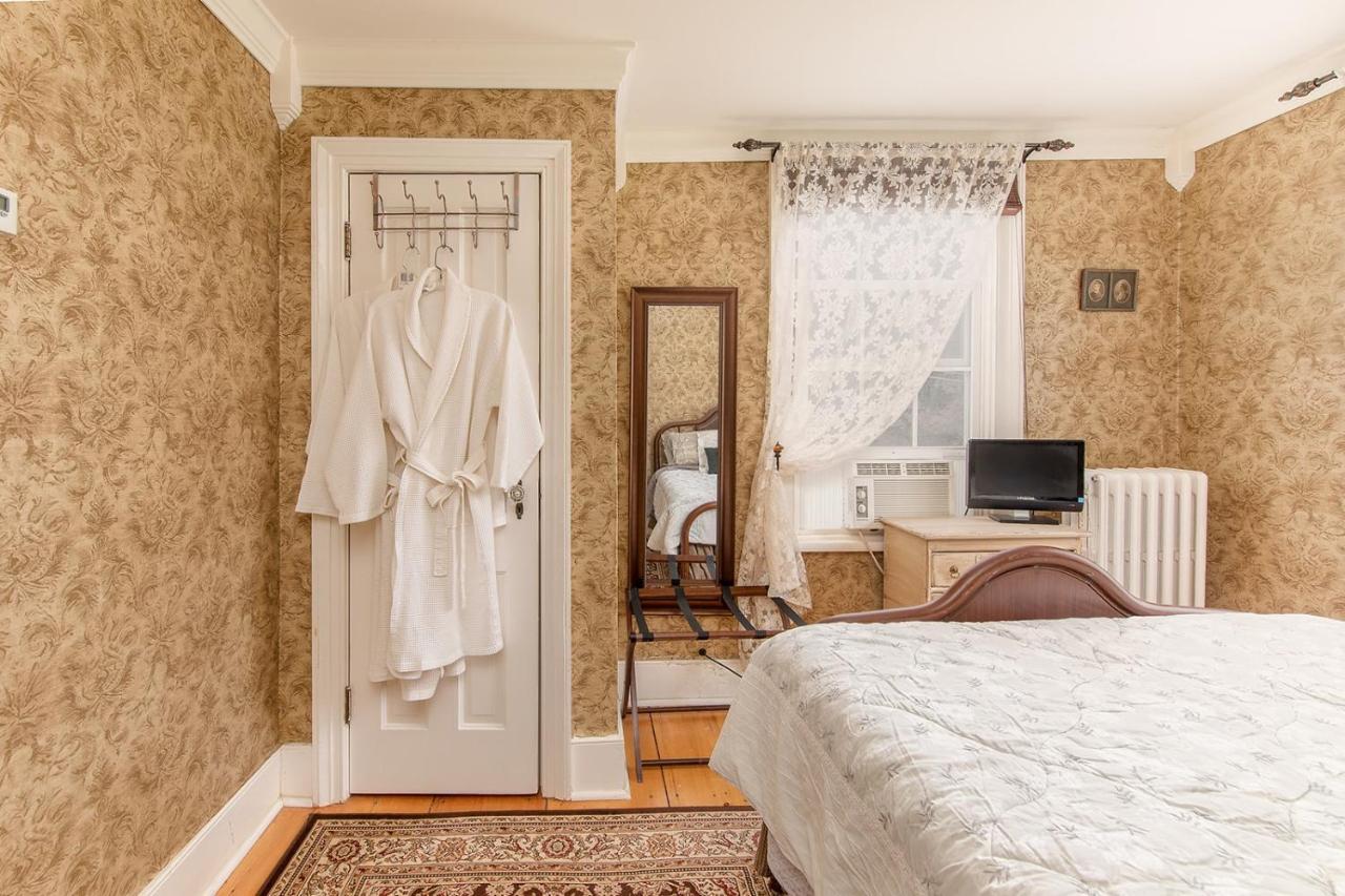 Van Winkle Inn Greenville Extérieur photo